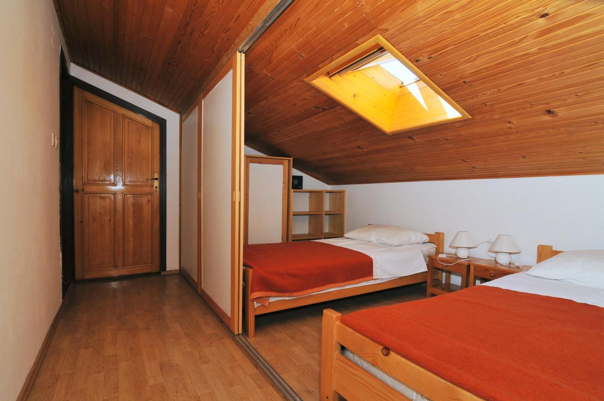 Apartments Milenka Punat Szoba fotó